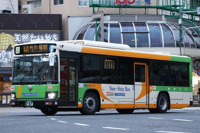 B745.01.jpg