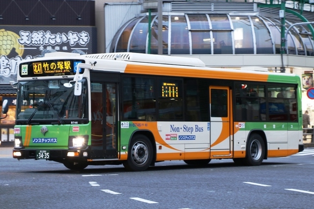B746.01.jpg