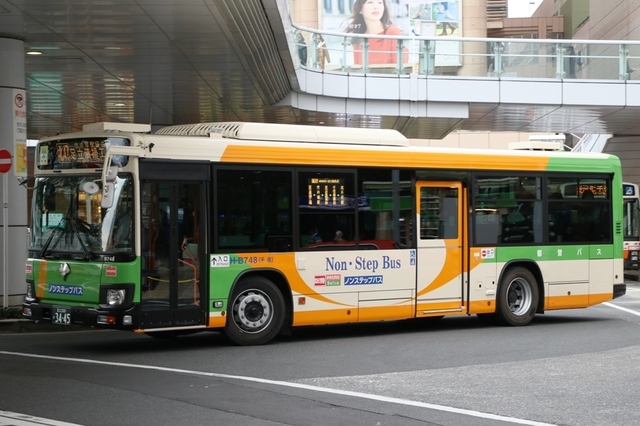 B748.01.jpg