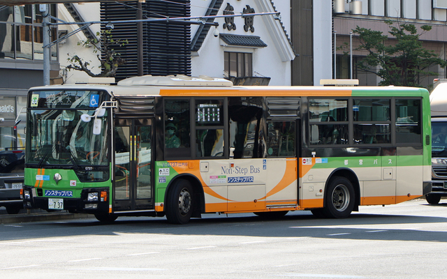 G737.2.jpg