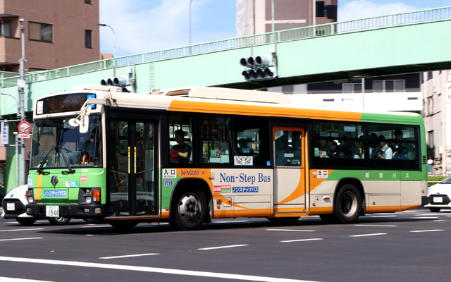 M220.90.jpg
