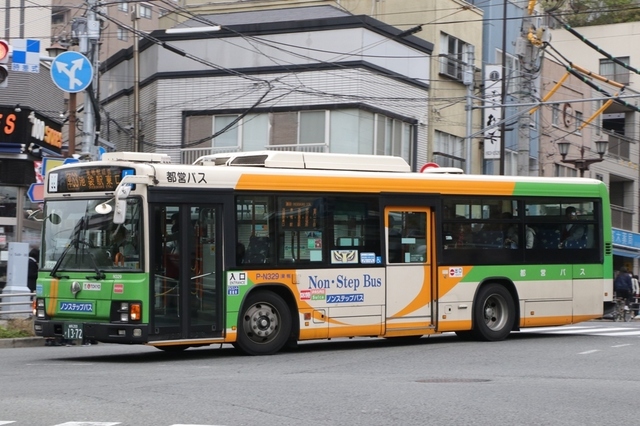 N329.90.jpg