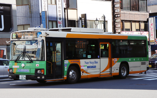 R582.95.jpg